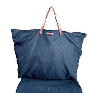 Bolso de Mano Gucci de Nylon Negro